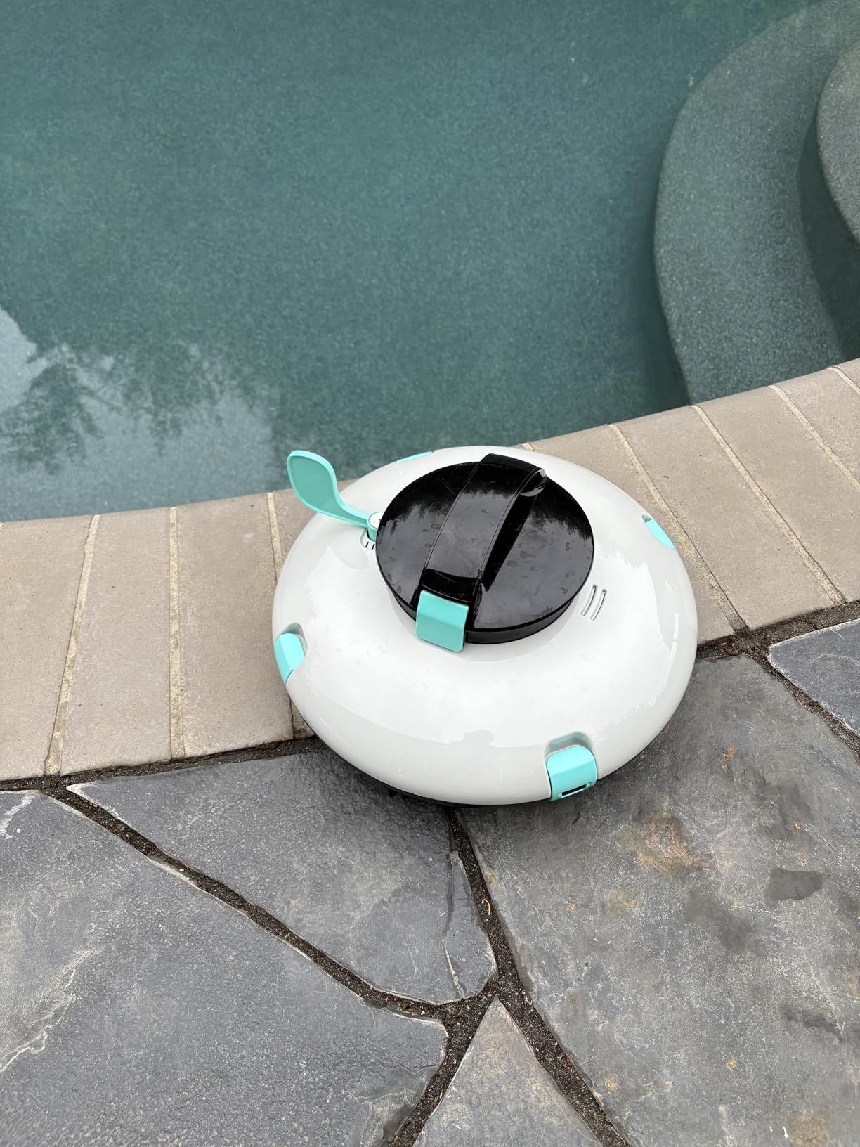 Cordless Robotic Pool Cleaner, Automatic Above Ground Pool Vacuum with 70 Mins Runtime