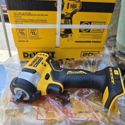Dewalt 20v  1/2 & 3/8 Impact Wrench $130 Ea