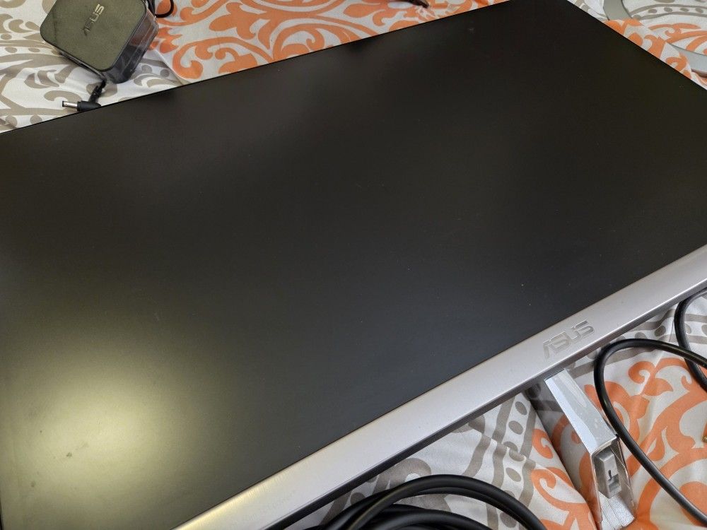 27" ASUS IPS LED backlit Monitor