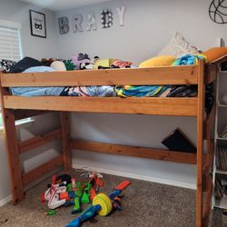 Twin Solid Wood Loft Bed With Mattress
