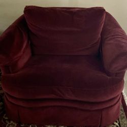 Eathan Allen Oversized Chair
