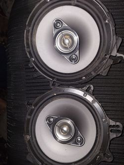 Pioneer 250w speakers