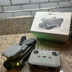 DJI Air 3 Bundle 1000 OBO WILLING TO GO LOWER