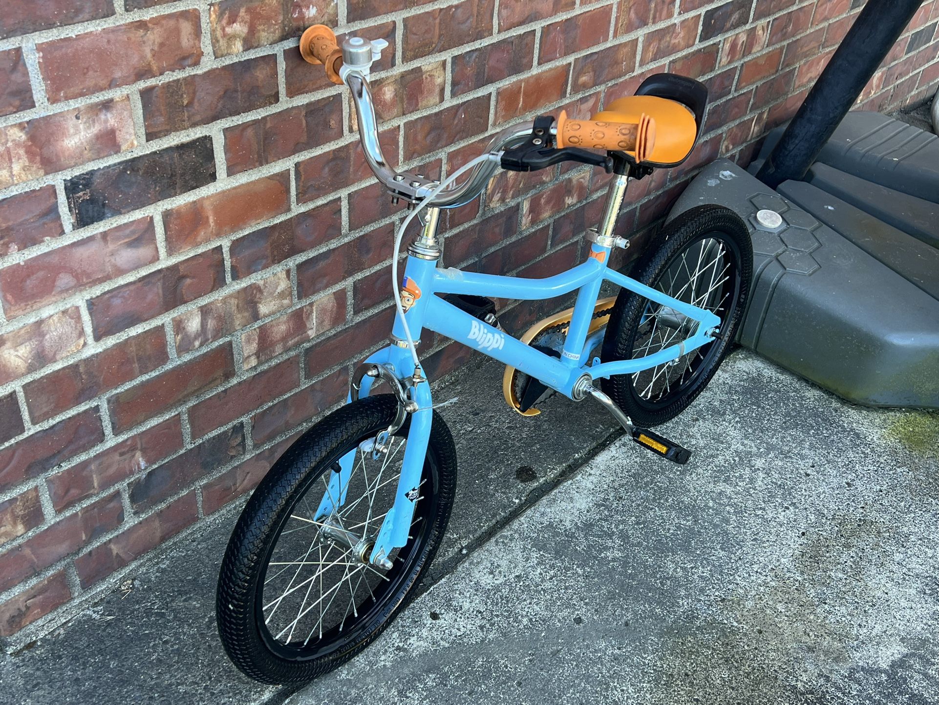 Blippi Bike by Retrospec fir kids