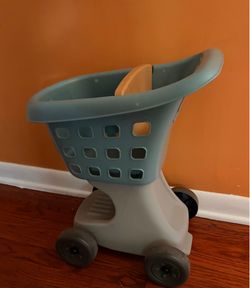 Kid’s shopping cart