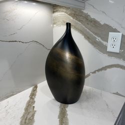 John-Richard Collection Lacero Decorative Vase 