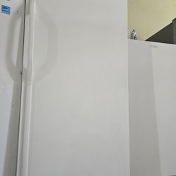 Kenmore Freezer Working Perfectly Fine Very Clean Super Capacity I Can Deliver To You 90 Days Warranty 