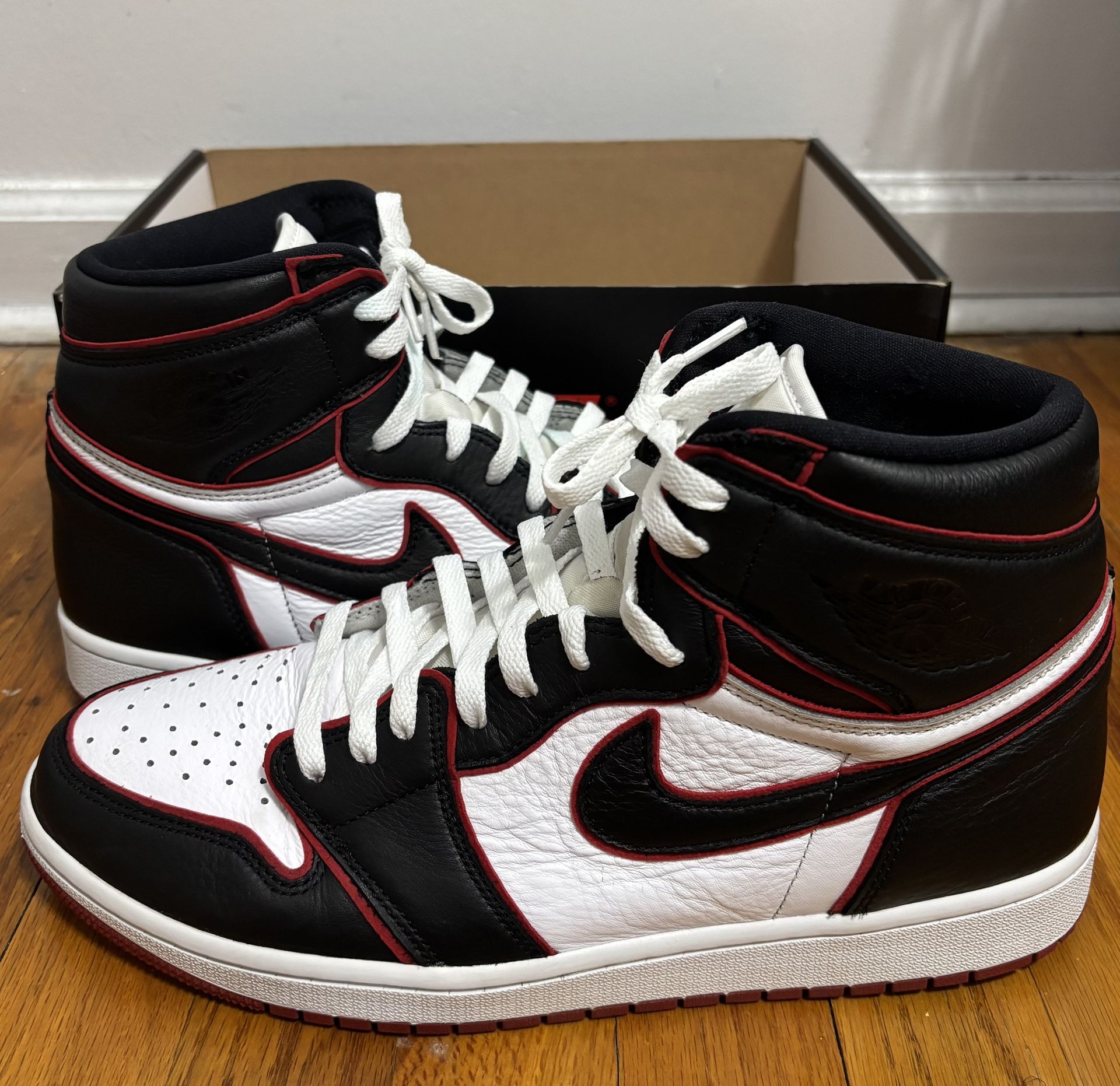 Air Jordan 1 Retro OG High Bloodline - Size 12