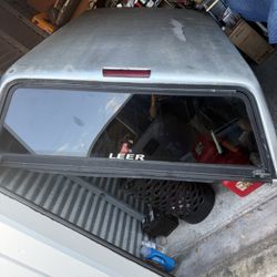 LEER Fiber Glass Camper