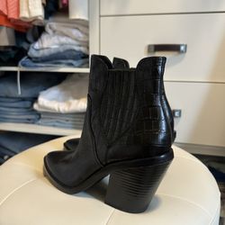 Women Boots For Sale