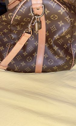 Louis Vuitton Shopping Bag And Box for Sale in Fort Lauderdale, FL - OfferUp