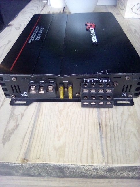 4 Channel Renegade RXA 1100 Watt Amp