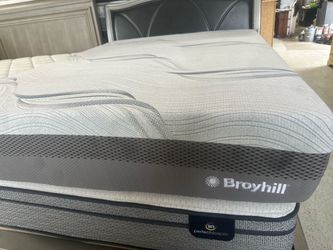 Queen size mattress