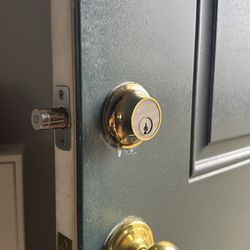Level lock with keypad