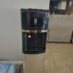 Water Dispenser 