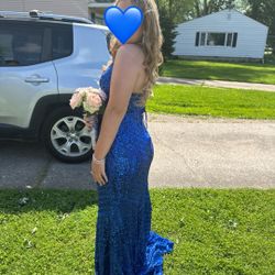 blue prom dress