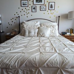 Metal Upholstered Queen Four Poster Bed 