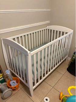 Toddler crib