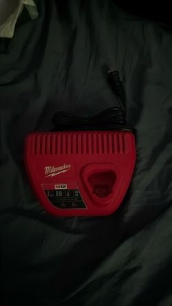 Milwaukee M12 Charger