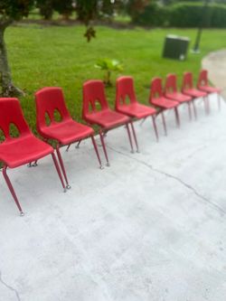 Lot of 8 vintage kids chairs 4-17in and 4-15in. Strong sturdy and durable