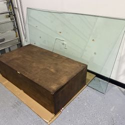 Free Glass Top Table 