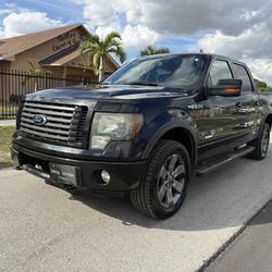 2013 Ford F150 Fx4 SuperCrew Cab Low Miles Perfect 