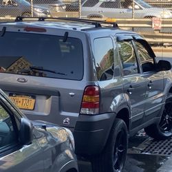 2007 Ford Escape Xlt 190000 Miles 
