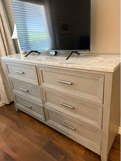 Dresser and night stand (set)