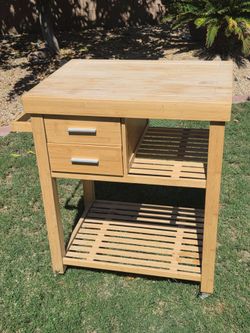 Super cute  cutting block table