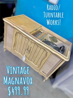 Magnavox Antique Radio Record Player