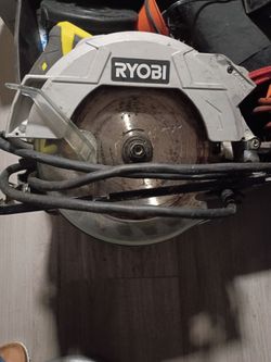 Ryobi skill saw