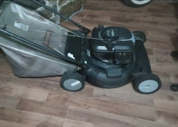 Murray 22 " 6 horsepower PUSH MOWER with bagger