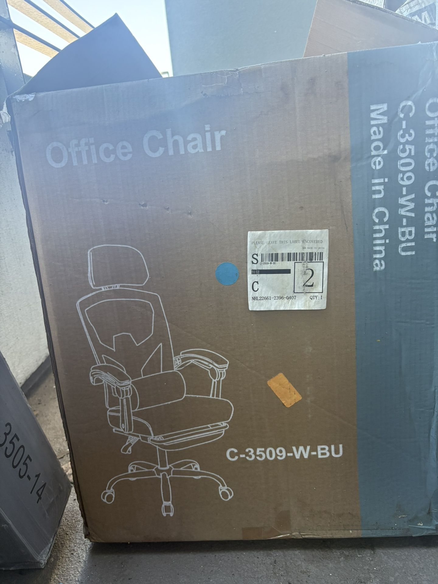 Brand New Open Box Office Chair