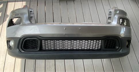 2014/2018 Jeep Cherokee Front Bumper with grille fog light