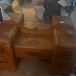 Vintage vanity