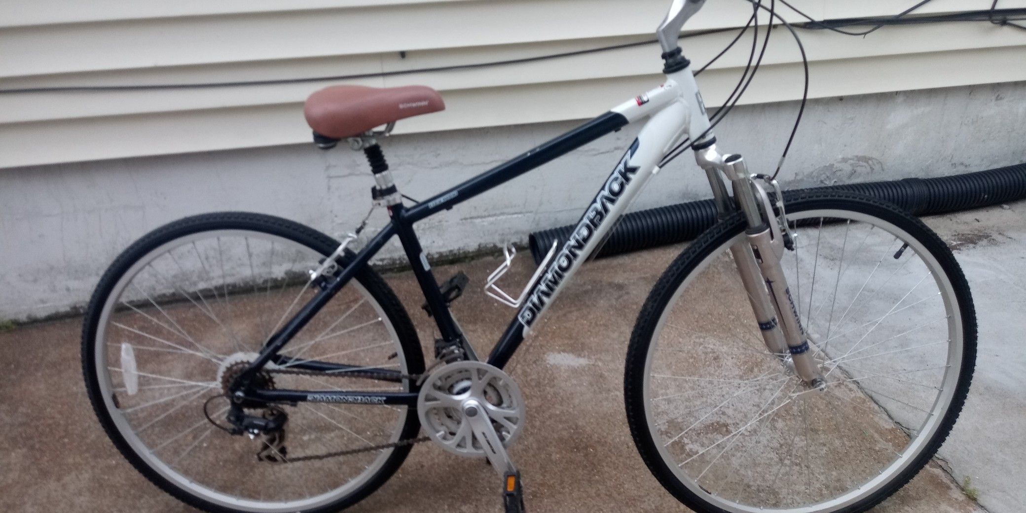 Bikes for sale Diamondback 26in frame size 21