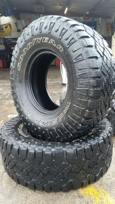 15 INCH TIRES 33/ GOODYEAR WRANGLER DURATRAC for Sale in Garland,  TX - OfferUp