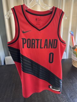 Damian Lillard blazers jersey