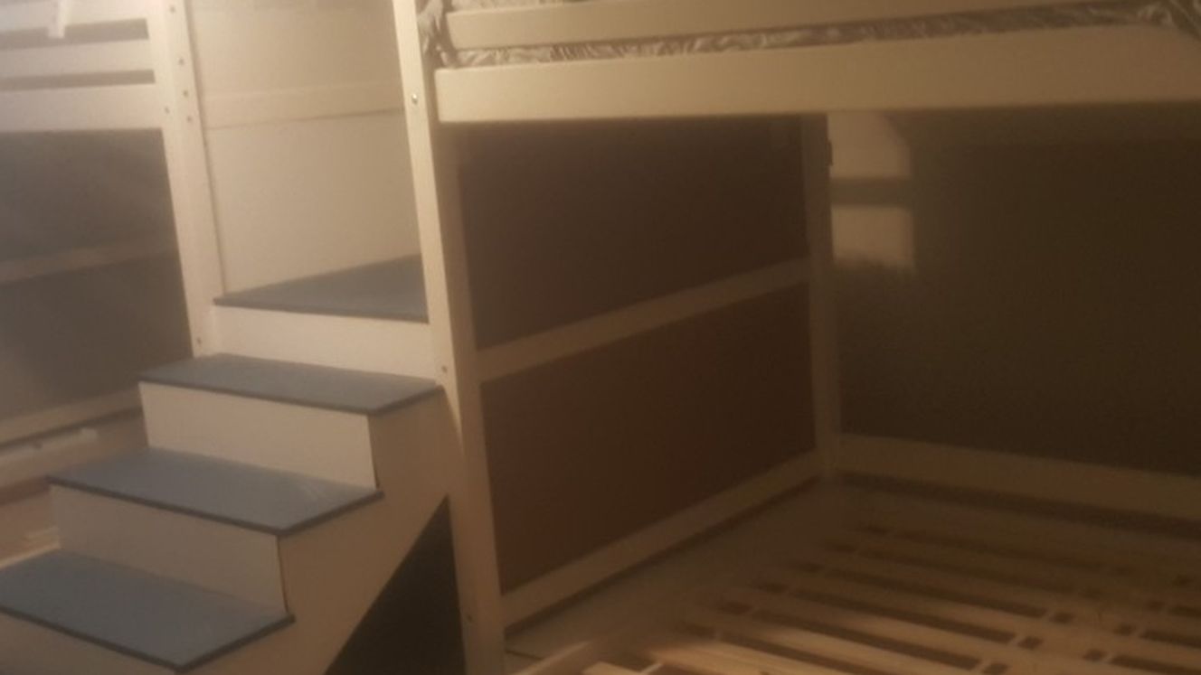 Queen Over Full Dual Bunk Beds