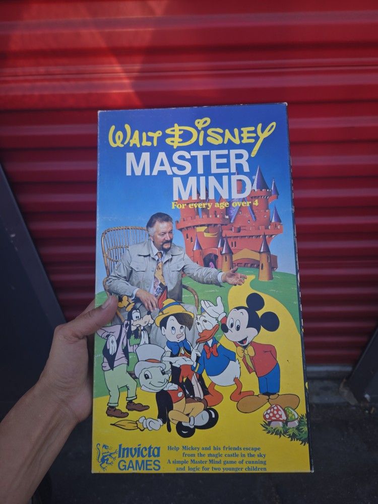 1979 Walt Disney World Master Mind Board Game
