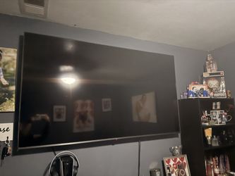 70 inch 4k UHD LED