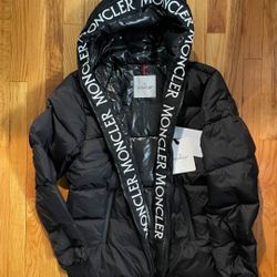 Moncler Jacket (M, XL)