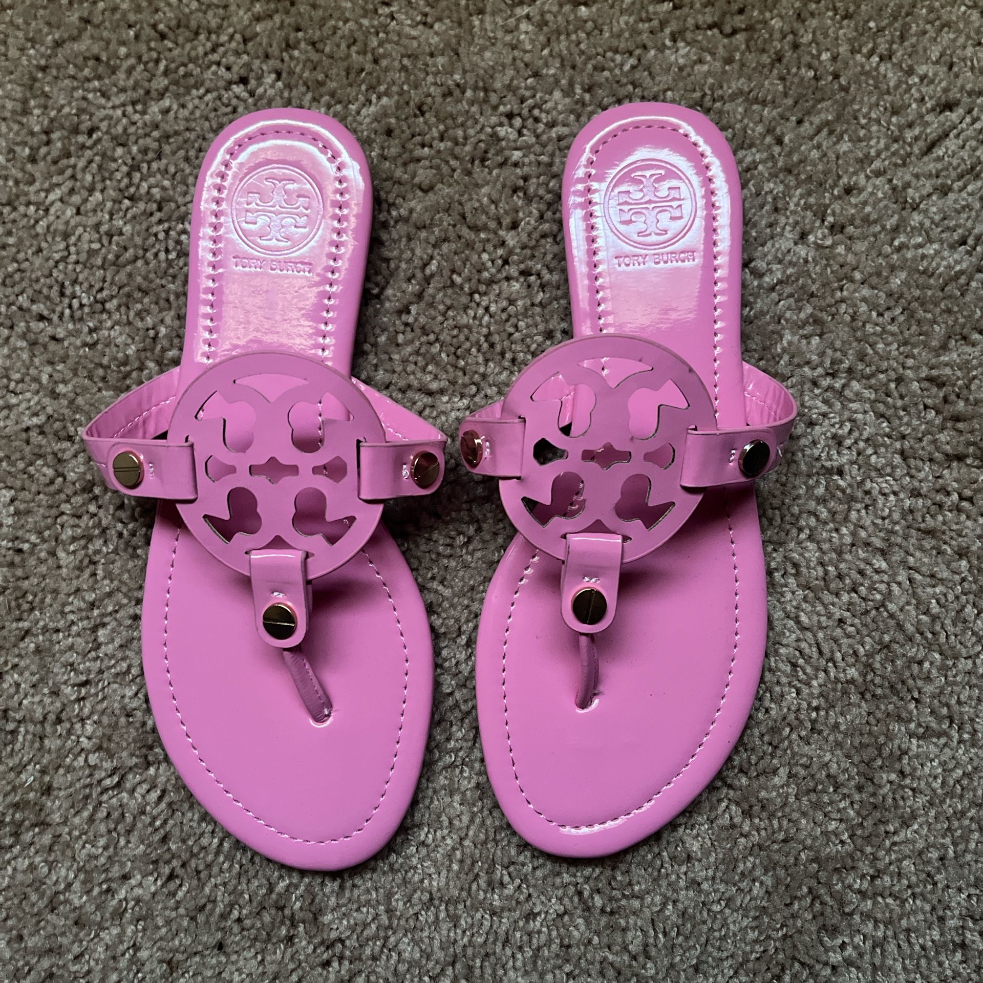 pink tory burch sandals