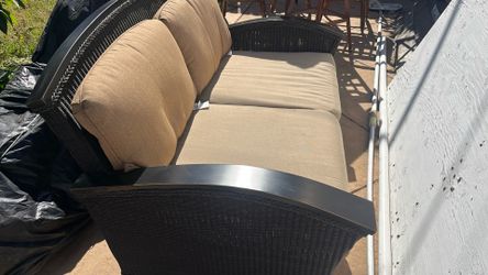 SUMMER CLASIC WICKER LOVE SEAT