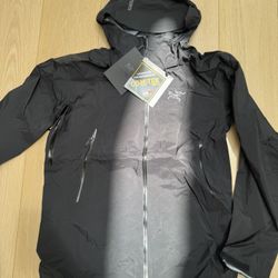 Arc’teryx Beta SL Black and Grey