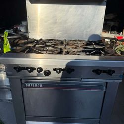 Garland Commercial Gastove And Chicken Grill