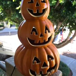 Light up Halloween Stacked Pumpkin Decor