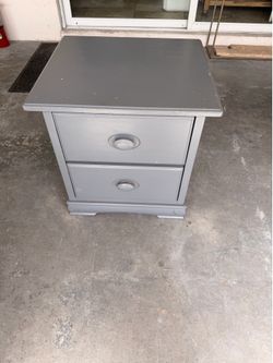 Painted 2 drawer nightstand (measurements in pics)