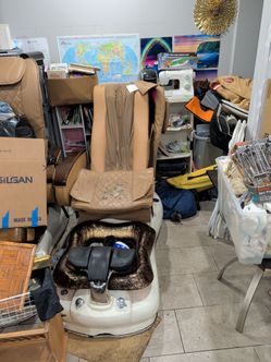 Pedicure and Massage Chair Combination