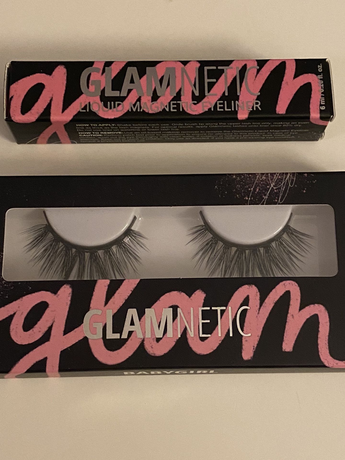 NEW Glamnetic Lashes With new Black Glue